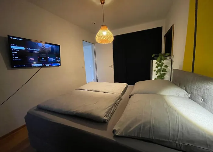 Checkpoint Charlie * Berlin