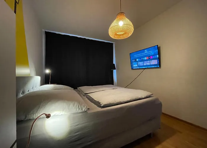 Checkpoint Charlie * برلين