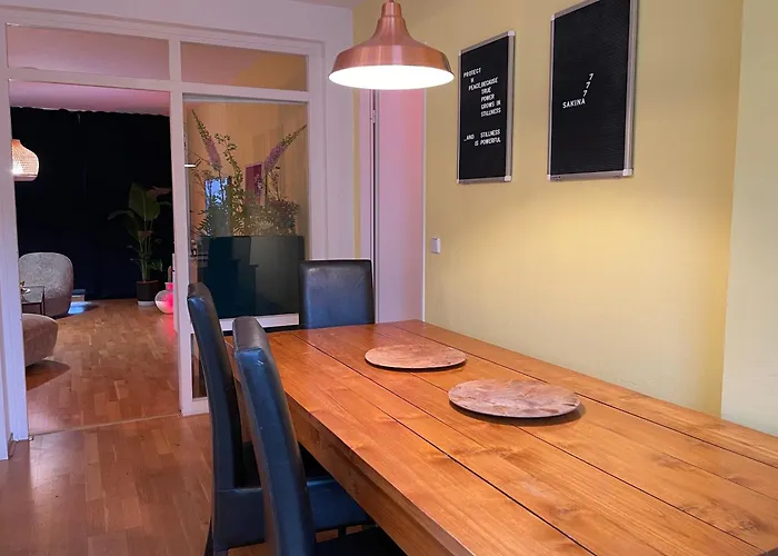 شقة Checkpoint Charlie *