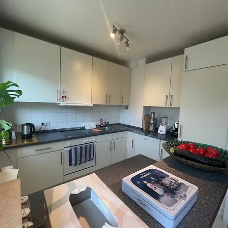 Checkpoint Charlie Διαμέρισμα *