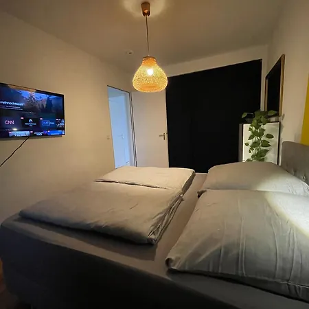 Checkpoint Charlie * Berlin