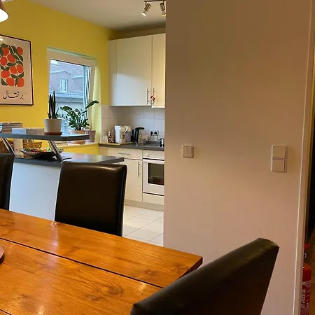 Checkpoint Charlie * Berlin